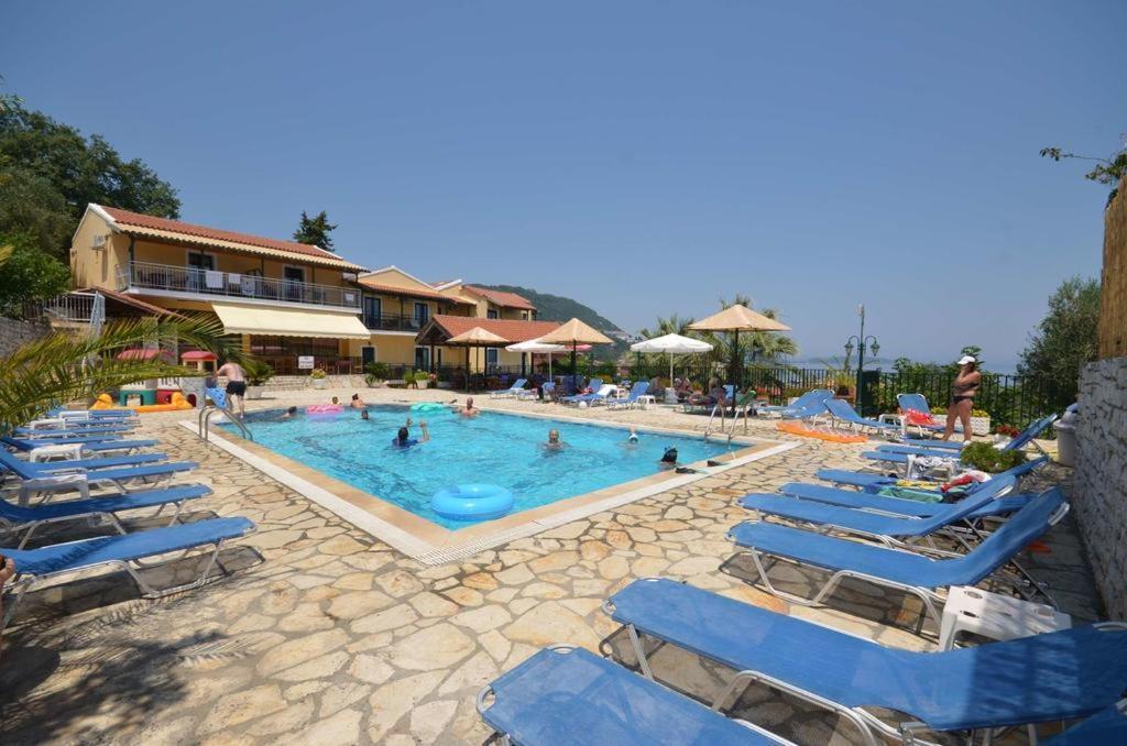 Kerkyra Beach Hotel & Apartments Бенитсес Экстерьер фото