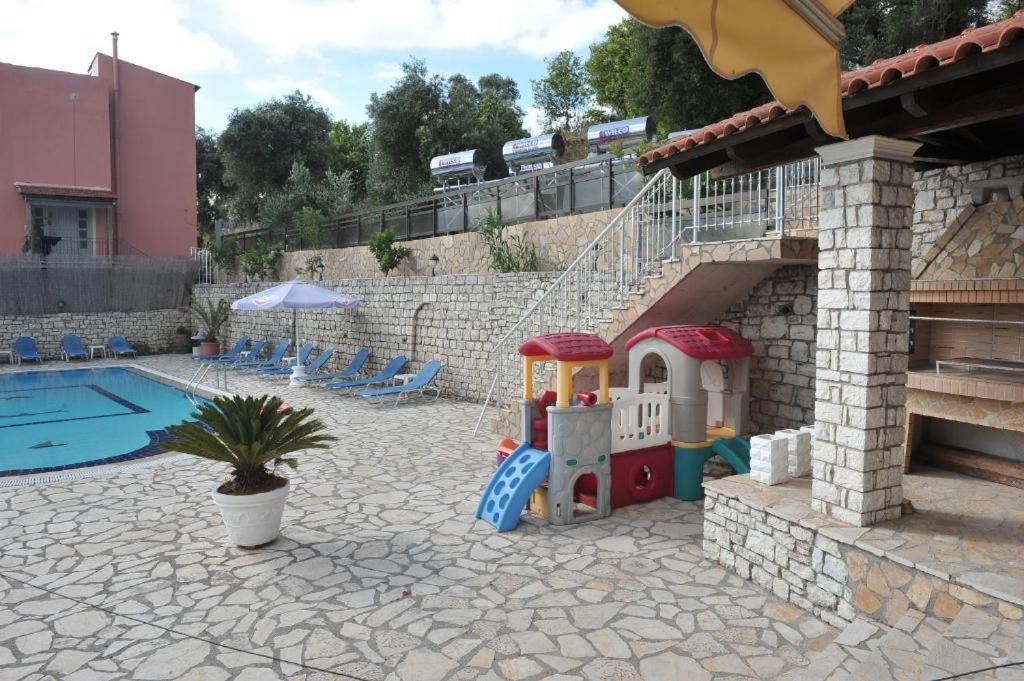 Kerkyra Beach Hotel & Apartments Бенитсес Экстерьер фото