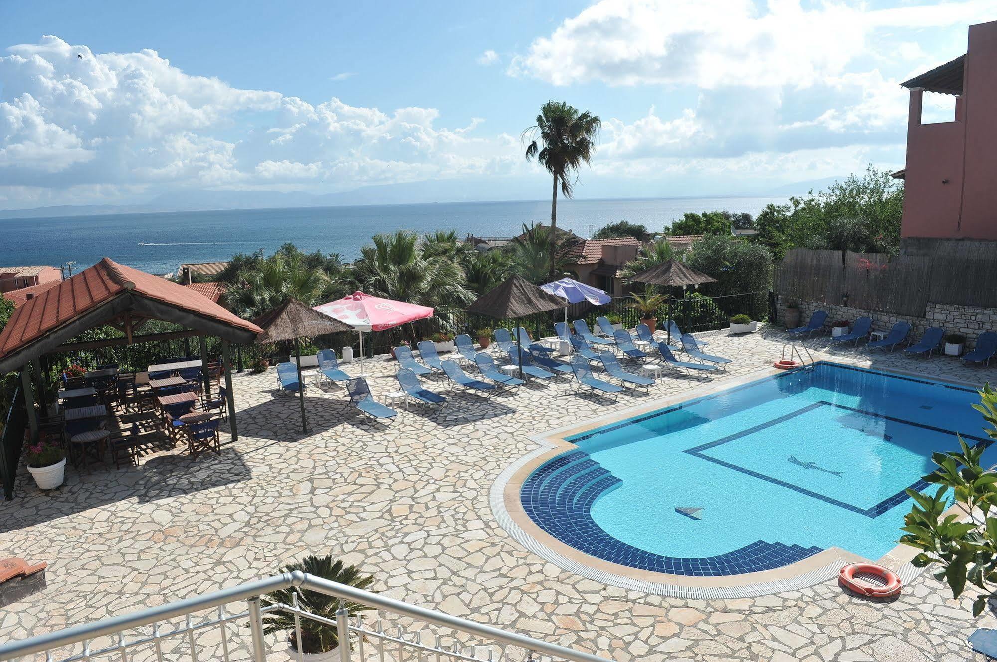 Kerkyra Beach Hotel & Apartments Бенитсес Экстерьер фото